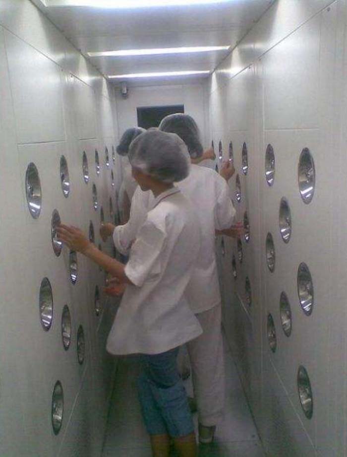 正確使用風淋室不僅能夠有效保證潔凈室內的環(huán)境潔凈度，還能延長設備的使用壽命。