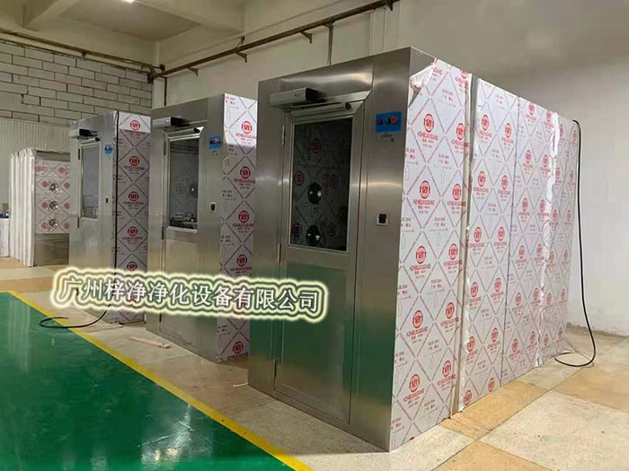 風(fēng)淋室效果不佳會導(dǎo)致潔凈室內(nèi)塵埃顆粒增加 風(fēng)淋室效果不佳會導(dǎo)致潔凈室內(nèi)塵埃顆粒增加